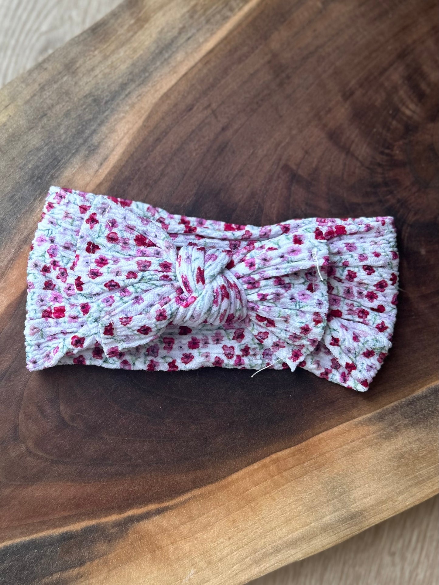 Little Ivy Bows